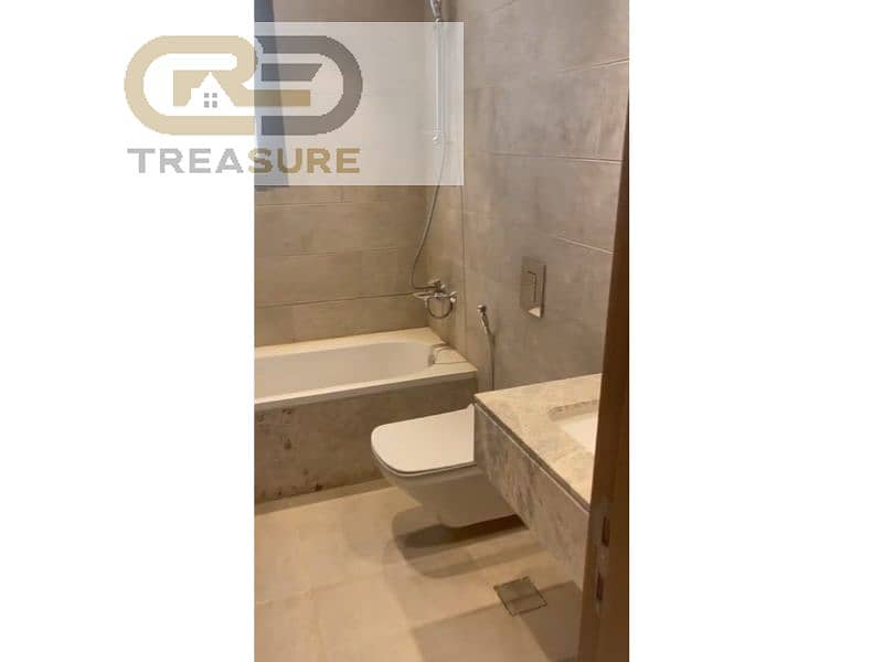 10 WhatsApp Image 2025-07-24 at 1.24. 23 PM (1). jpg