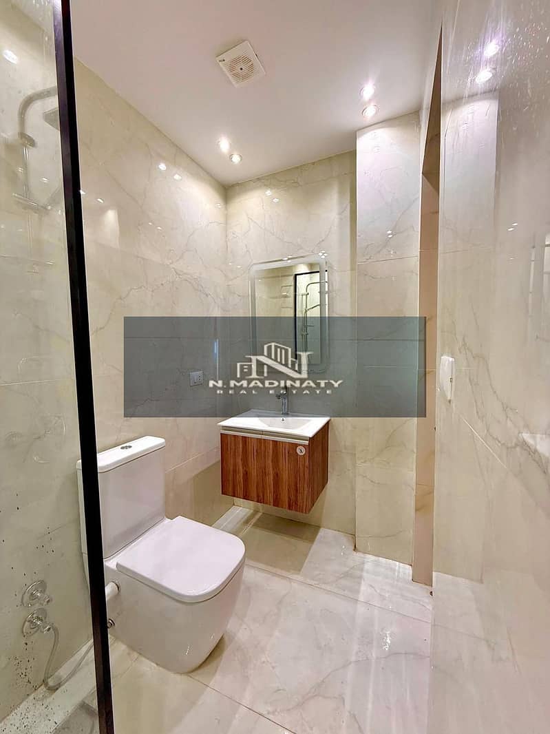 9 WhatsApp Image 2025-12-20 at 12.32. 21 PM (1). jpeg