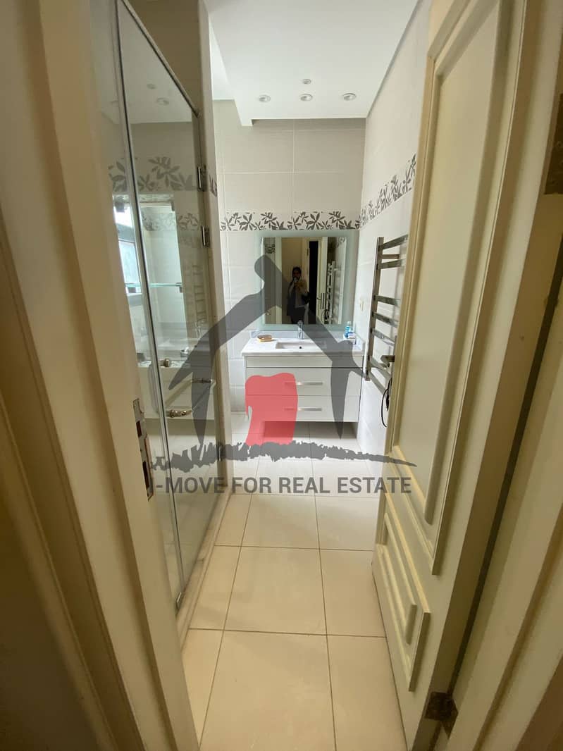 3 dc1b1abb-ed07-49c6-852f-75f46c874fd5. jpg