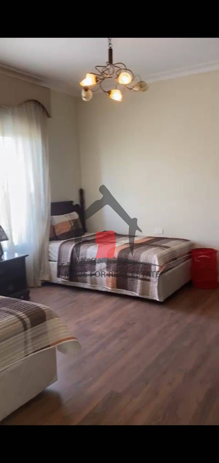 10 4a7e24aa-28e0-4b7e-93cf-067ca96d7505. jpg