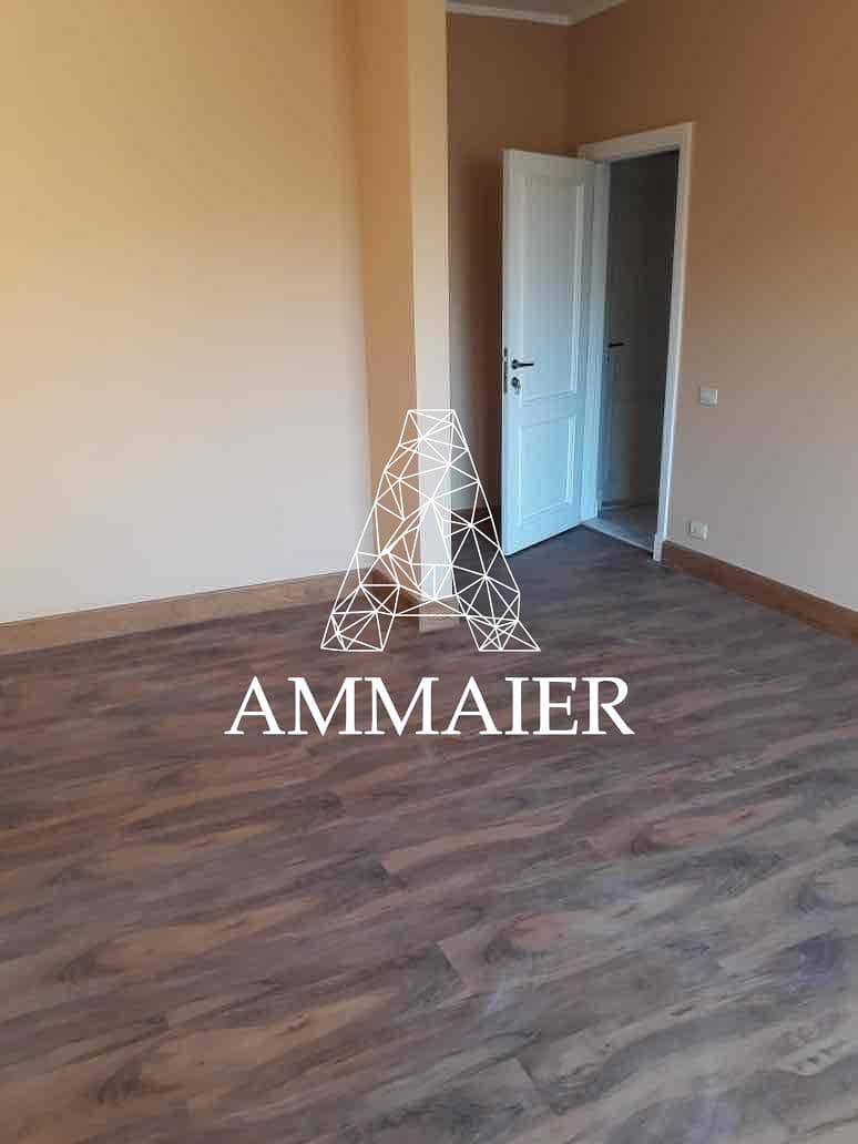 2 d65112e7-a1ad-433d-8a20-567136d762e5. jpg