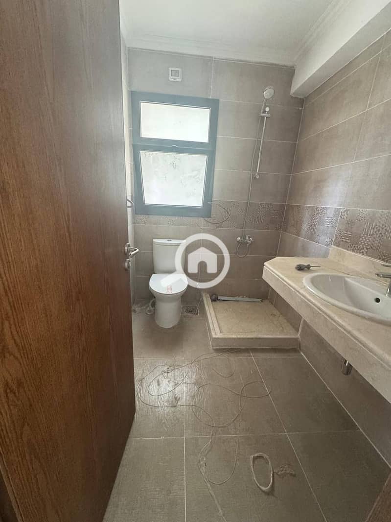 4 493052378_1409709983439646_5660491646060706020_n - Copy. jpg