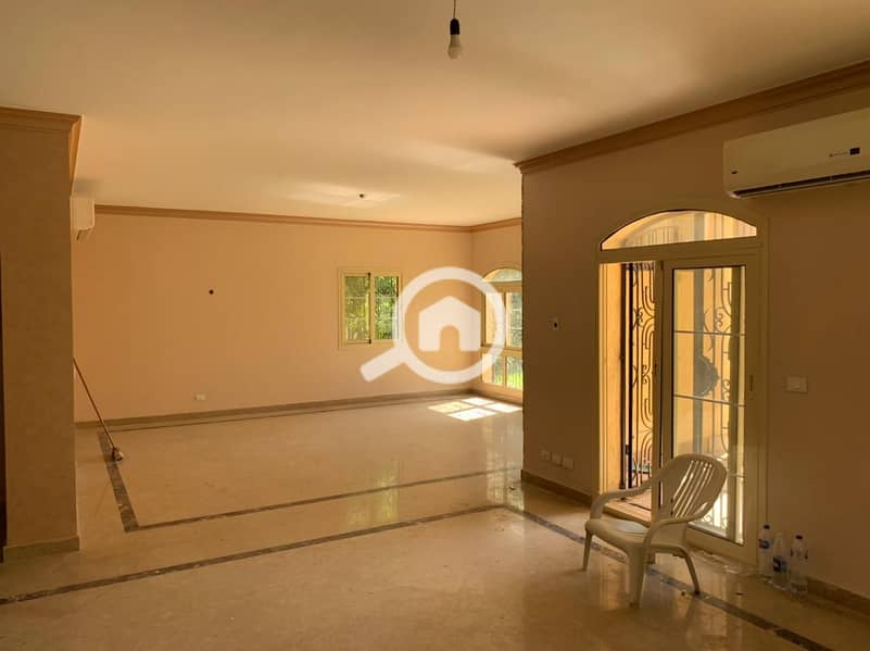 3 1e8b0754-9833-41ed-8a2e-460377b09961. jpg