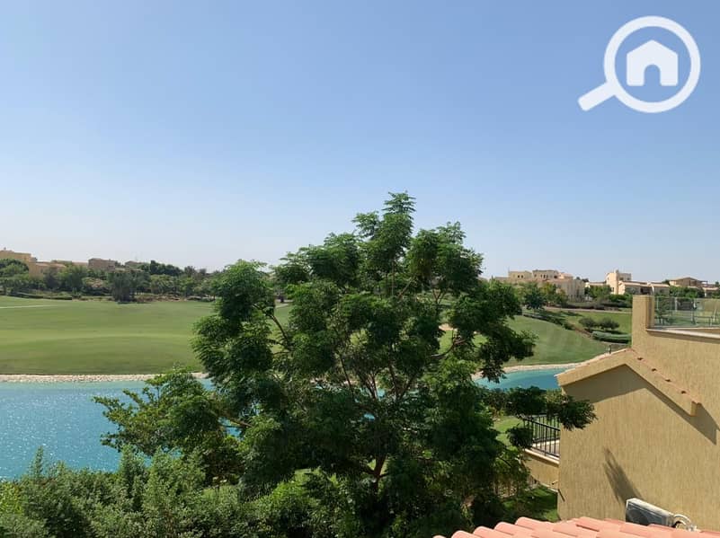 4 3e816346-147b-42ed-8dd9-28a2ccb900c4. jpg