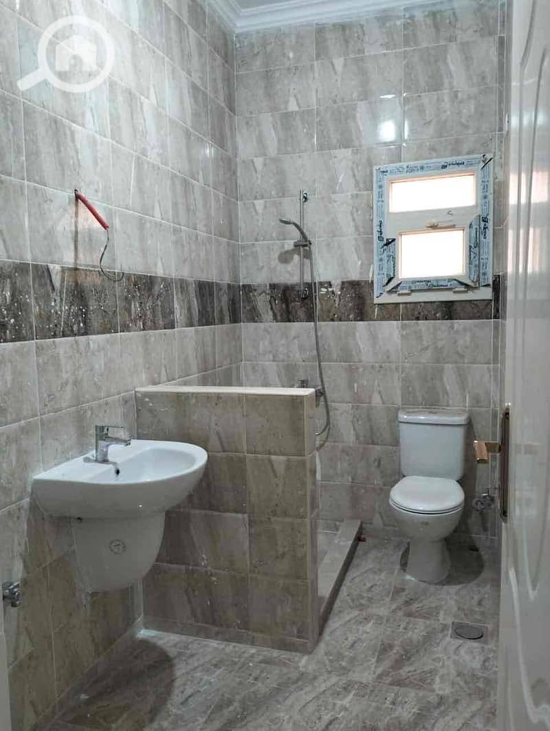 8 a30ca878-e473-45a5-a25d-7f5a4cb633f2. jpg