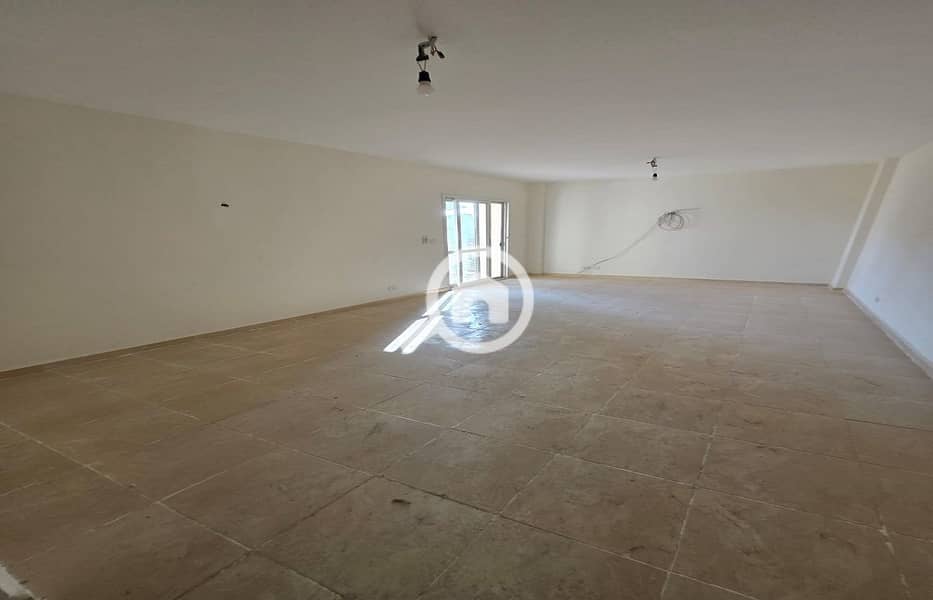 2 97250bf9-0367-46bd-8dd8-04f710ce0802. jpg