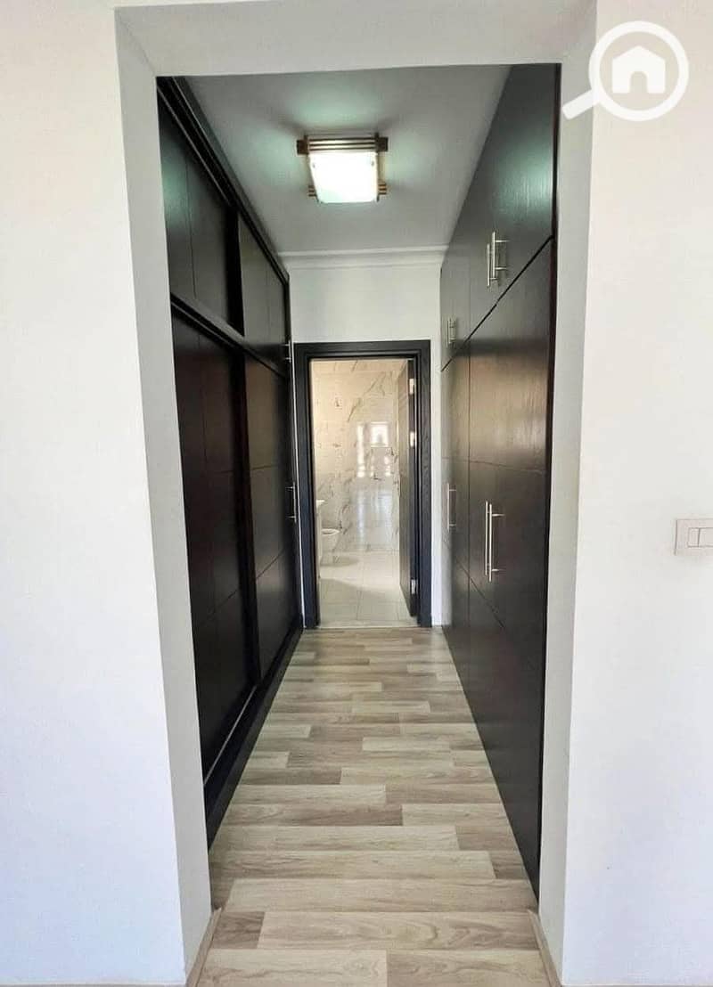 3 FB_IMG_1757497882429. jpg