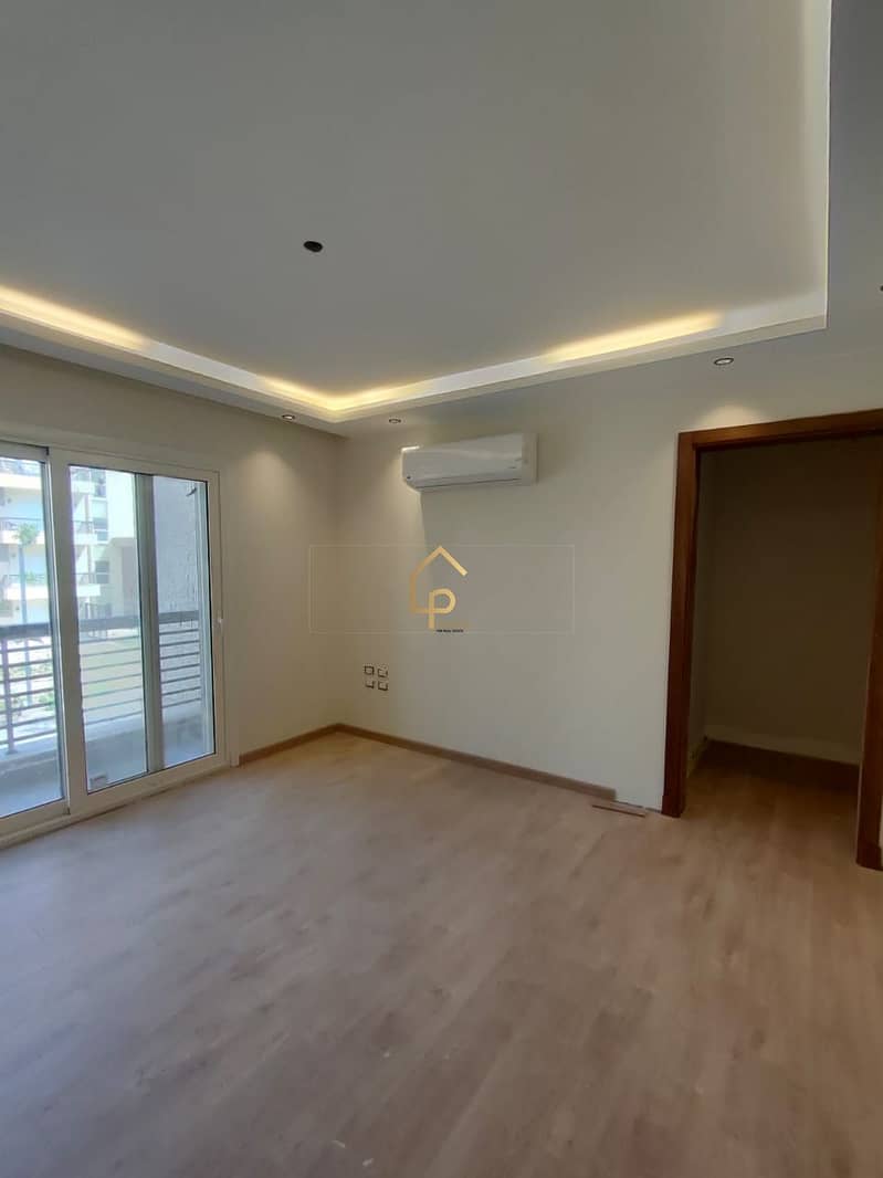 10 WhatsApp Image 2025-12-15 at 1.42. 47 PM (1). jpeg