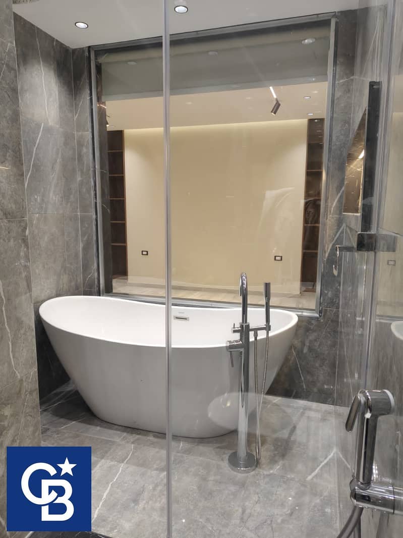 8 503489178_2814279792115082_4018032558490085491_n. jpg