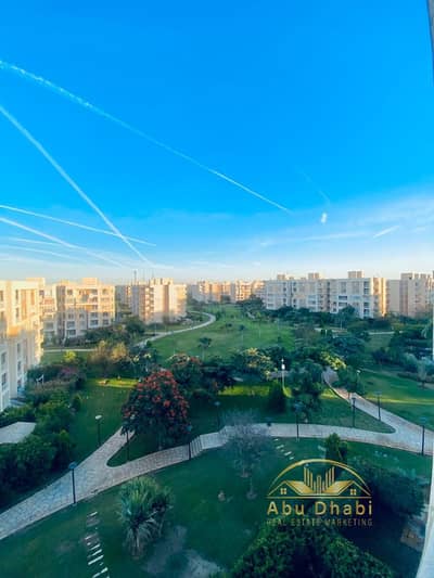 4 Bedroom Flat for Sale in Madinaty, Cairo - 570c4722-4fc5-4ea5-954f-3fc62f1f88d9. jpg