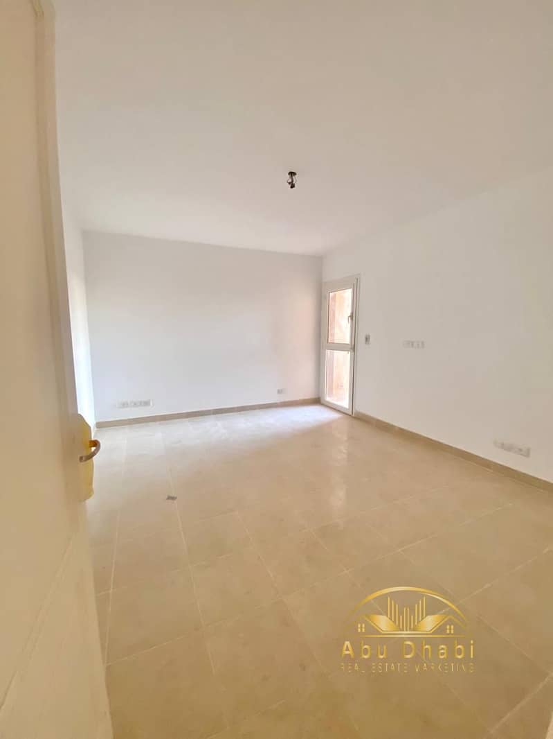 5 8fa6ebd6-4daf-425a-8927-5e7545275b2c. jpg