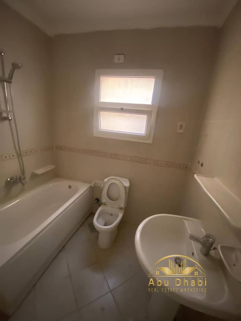 10 5dde199e-a917-412b-9d74-ea14d5083224. jpg