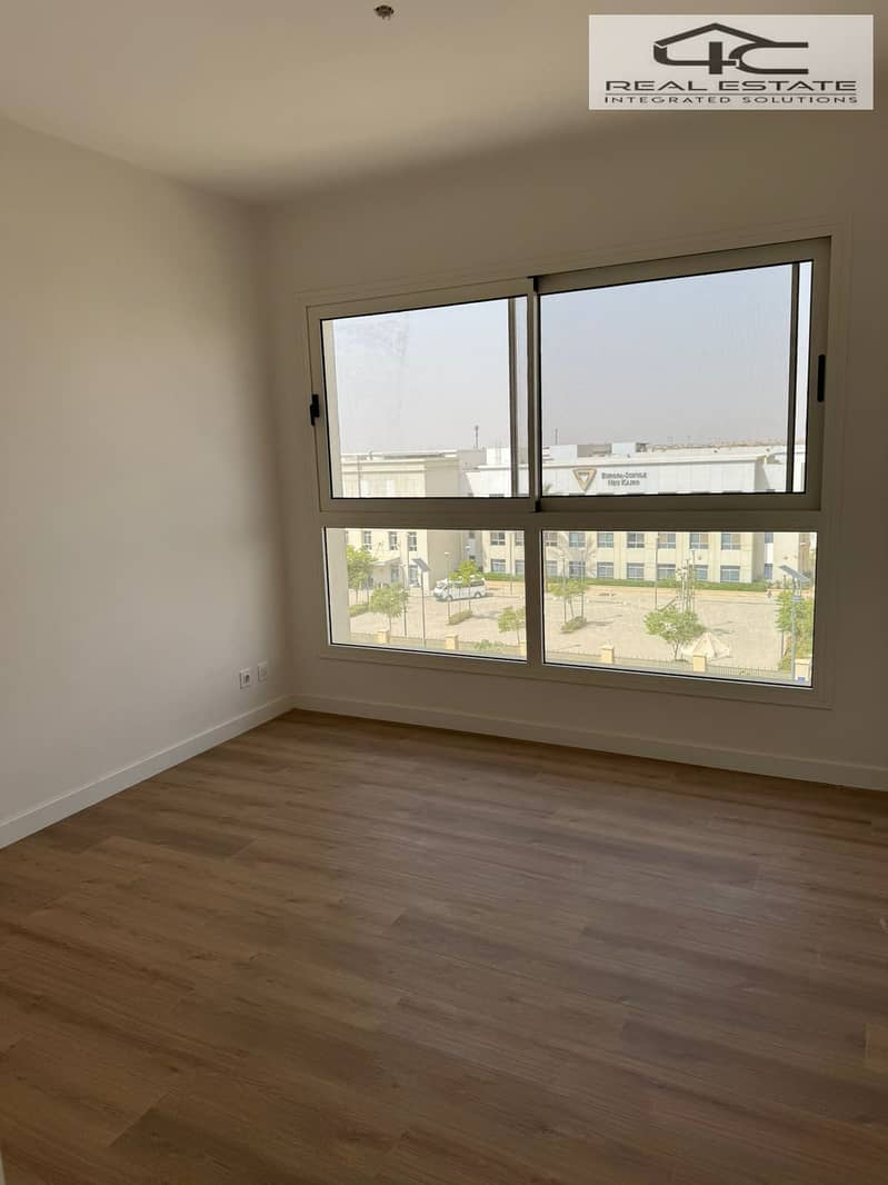 3 WhatsApp Image 2025-12-04 at 11.10. 48. jpeg