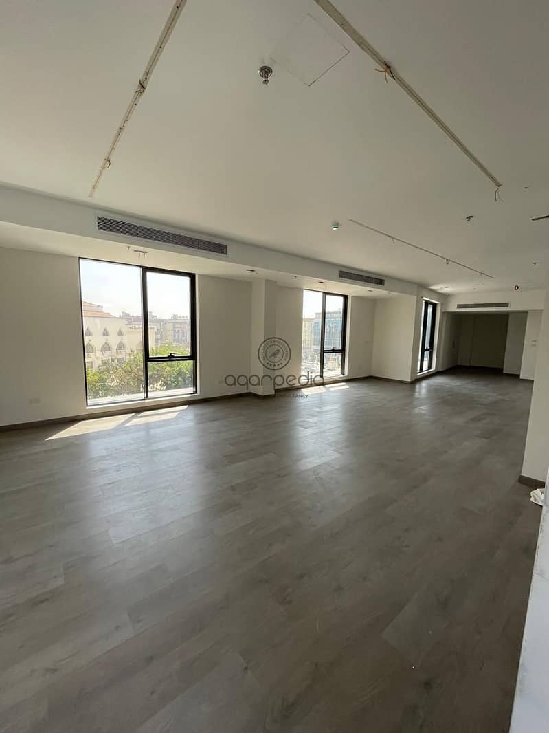 4 WhatsApp Image 2025-12-21 at 11.42. 58 AM (2). jpeg