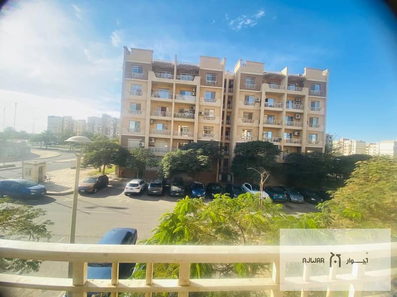 2 19a8aea2-5394-4843-9dda-534f4567d201. jpg