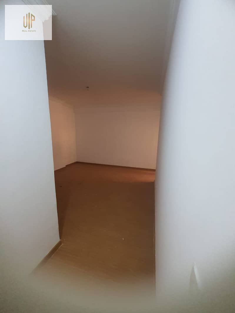 3 WhatsApp Image 2025-12-18 at 4.49. 30 PM. jpeg