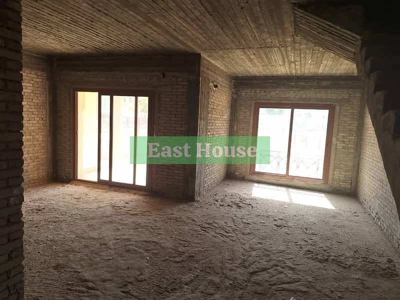 4 f935d988-b5ad-4be2-8b21-145c3ecfe6fd. jpg