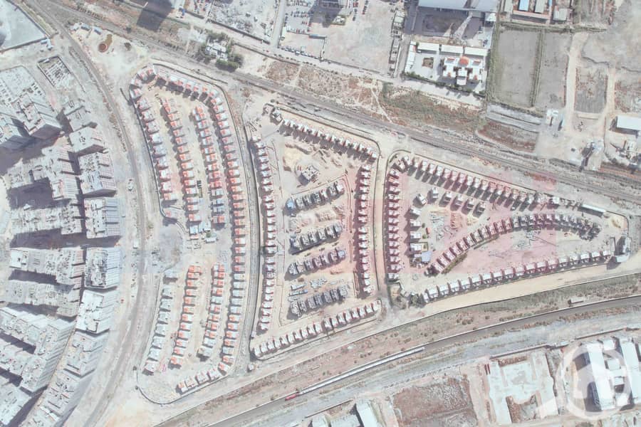 4 Stand Alone V1--(E13) Muruj Brochure-6. jpg