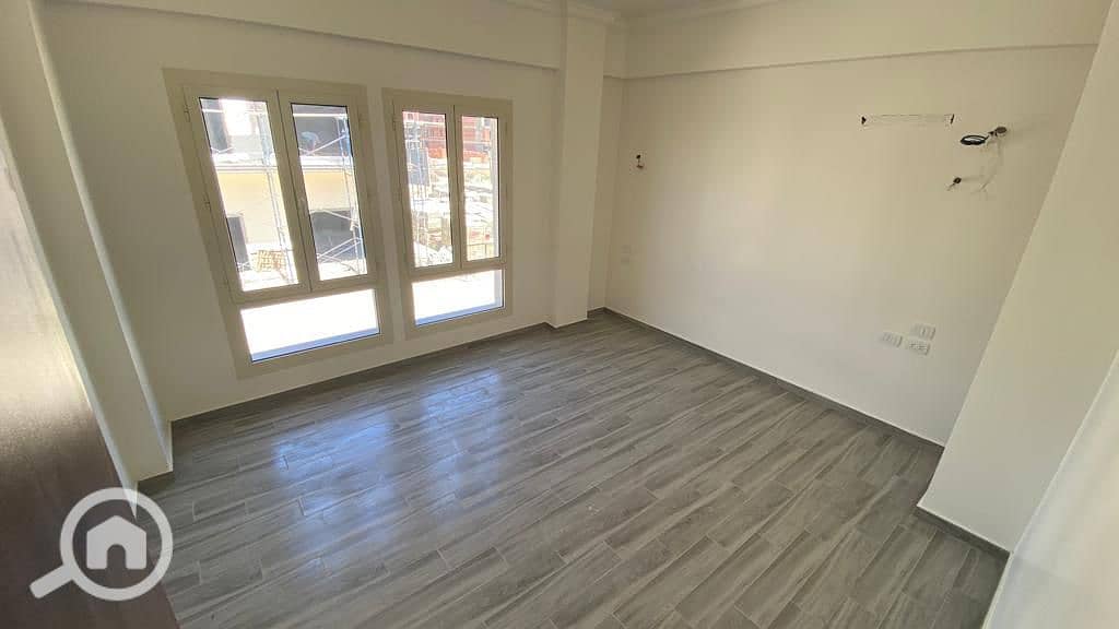 10 WhatsApp Image 2025-11-25 at 1.25. 06 PM. jpeg