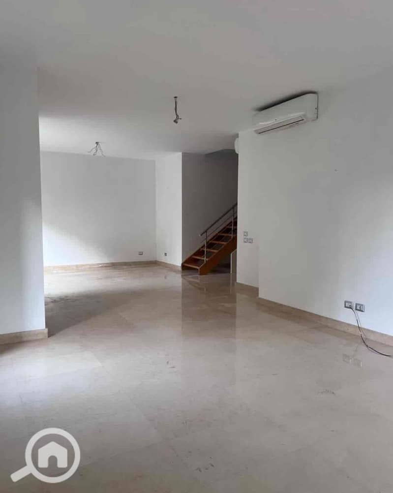 2 460e7379-586e-4ec2-a82d-bf260158bae8. jpg