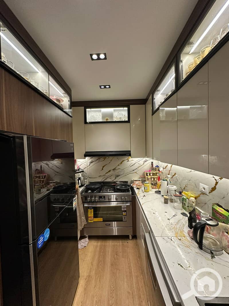 4 WhatsApp Image 2025-12-18 at 1.56. 10 PM (3). jpeg