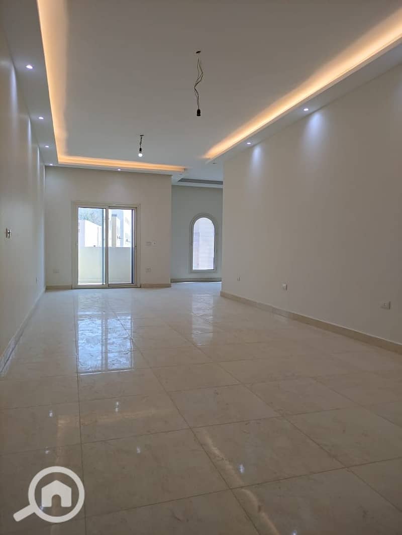 2 bb6a9adb-7c2c-4cc5-870e-faeb878dcaa8. jpeg