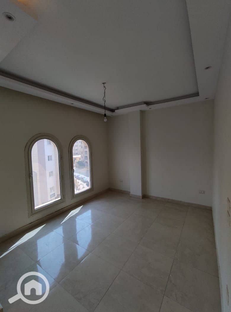 4 1d0439aa-c4d6-422f-9d18-d8bf609514aa. jpeg