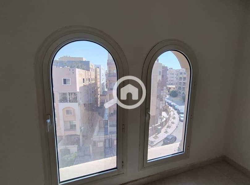 5 dab85253-2d61-4f96-9219-e32e7143f6ac. jpeg