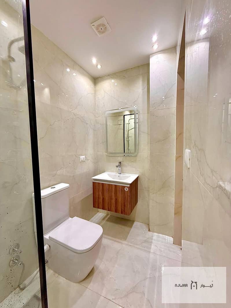 8 5c0bc084-3c0d-4408-b534-18e461fda140. jpg