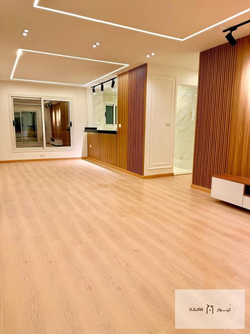 10 d2aaed5b-fdb1-4242-9d35-86d578e30ded. jpg