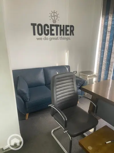 Fully Furnished Office for Rent at Courtyard Mall – Sheikh Zayed