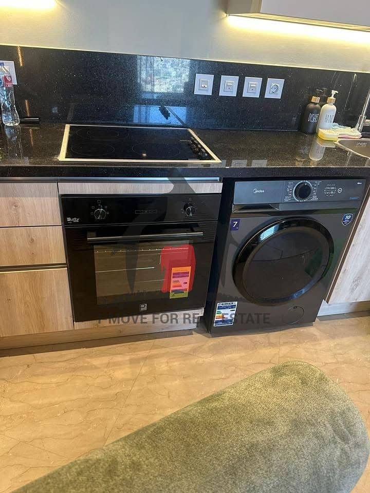 5 b6838d4f-711d-4540-a206-4b411fb0c006. jpg