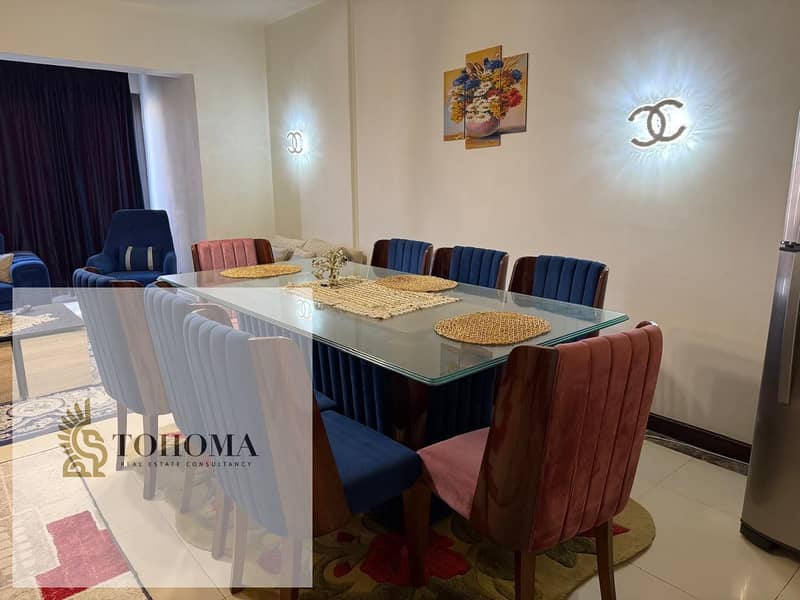 2 020df75a-a0b9-4f85-8cb9-de17a5e5fcd1. jpg