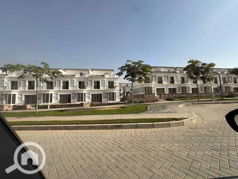 2 WhatsApp Image 2025-11-22 at 16.23. 58_abea916b. jpg