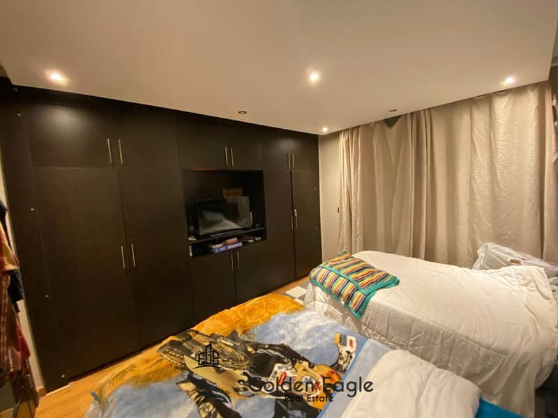 10 81d798bb-f3eb-419c-b5cd-99d7544941ef. jpeg