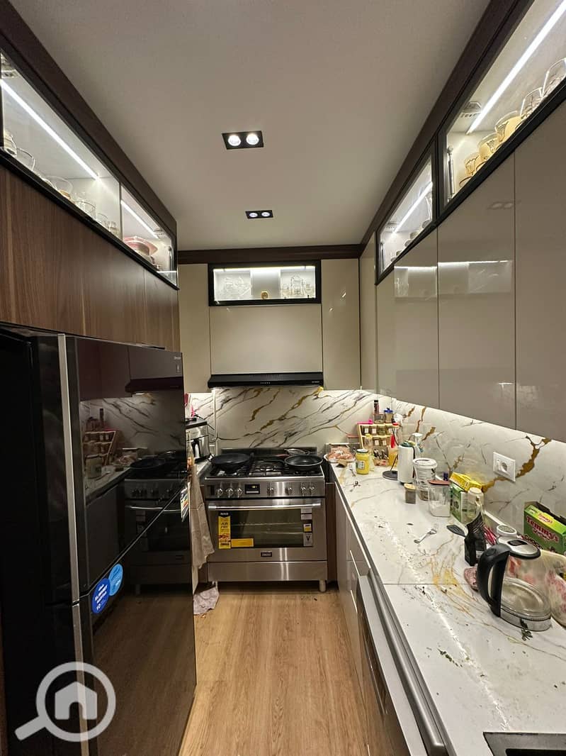 4 WhatsApp Image 2025-12-18 at 1.56. 10 PM (3). jpeg