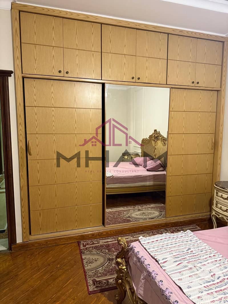 12 photo_5924906668032461980_y. jpg