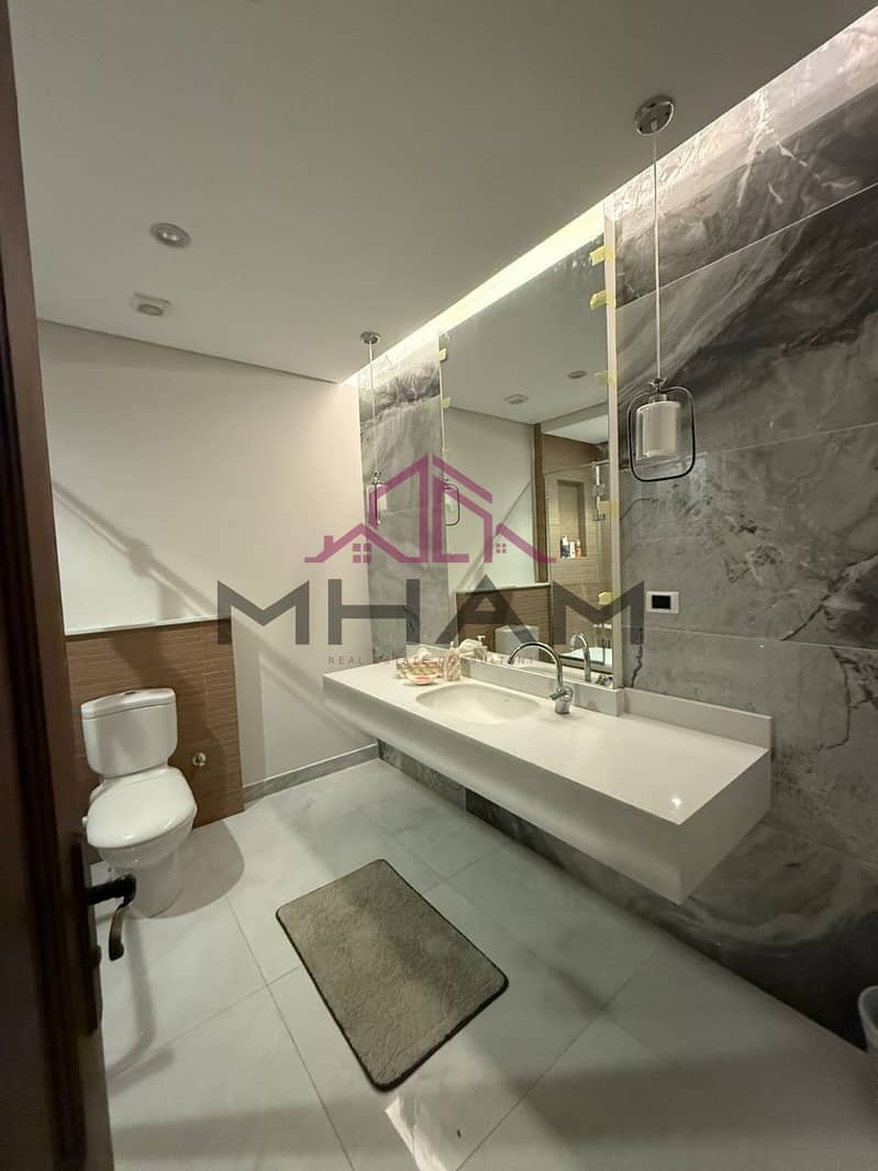 18 photo_5924906668032461986_y. jpg