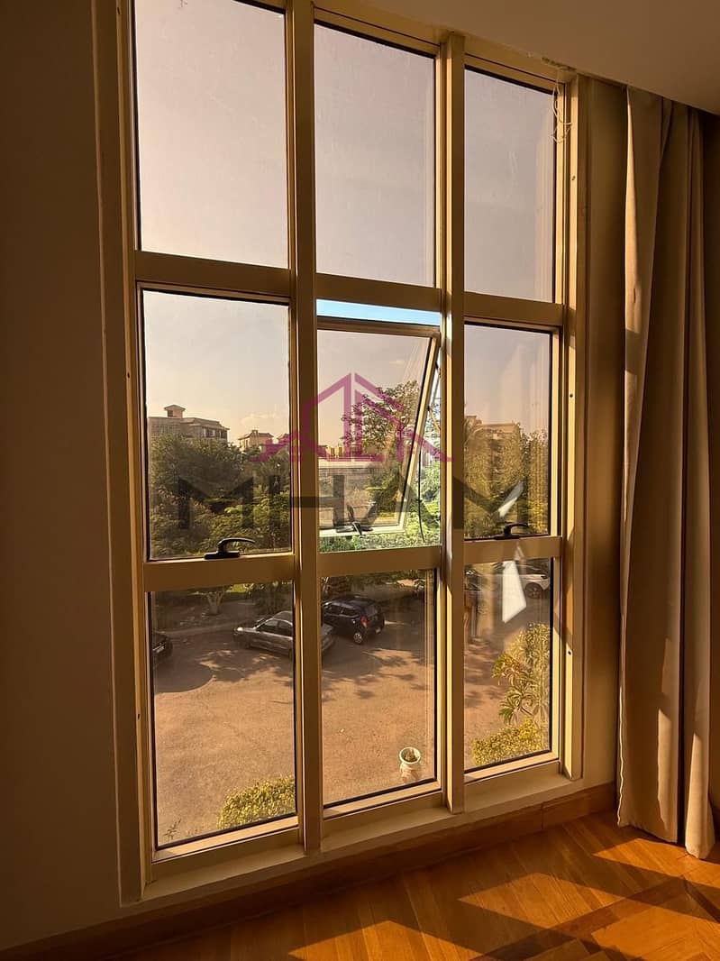 19 photo_5924906668032461987_y. jpg