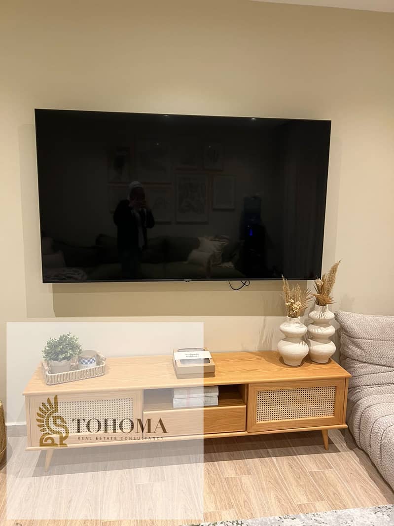 2 47b228c0-38a7-4367-92c9-0ebe89ddad4e. jpg