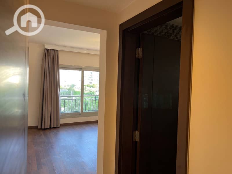 7 WhatsApp Image 2025-12-19 at 14.37. 08 (2). jpeg