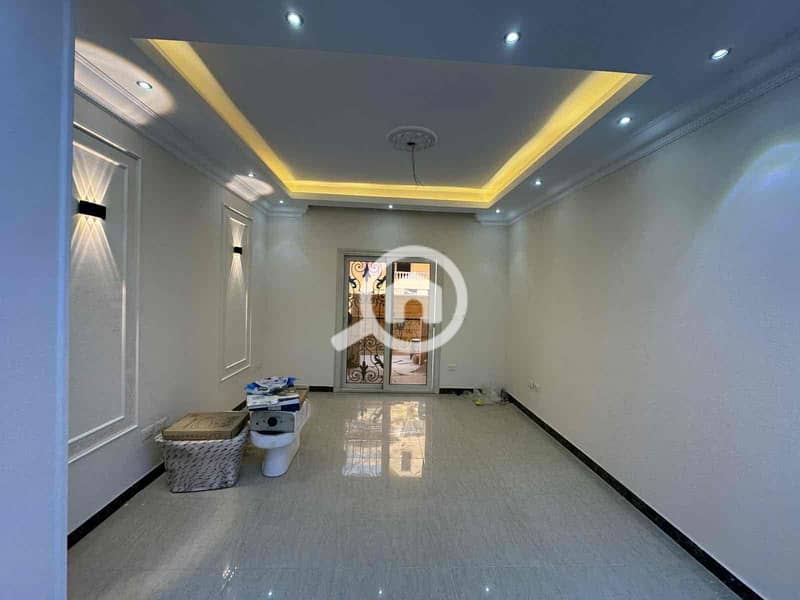 16 662955cd-f9b4-4885-bb46-d59910d5843e. jpg