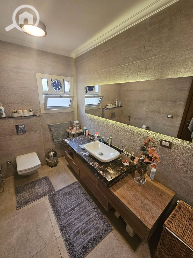 25 WhatsApp Image 2025-12-21 at 11.57. 21. jpeg