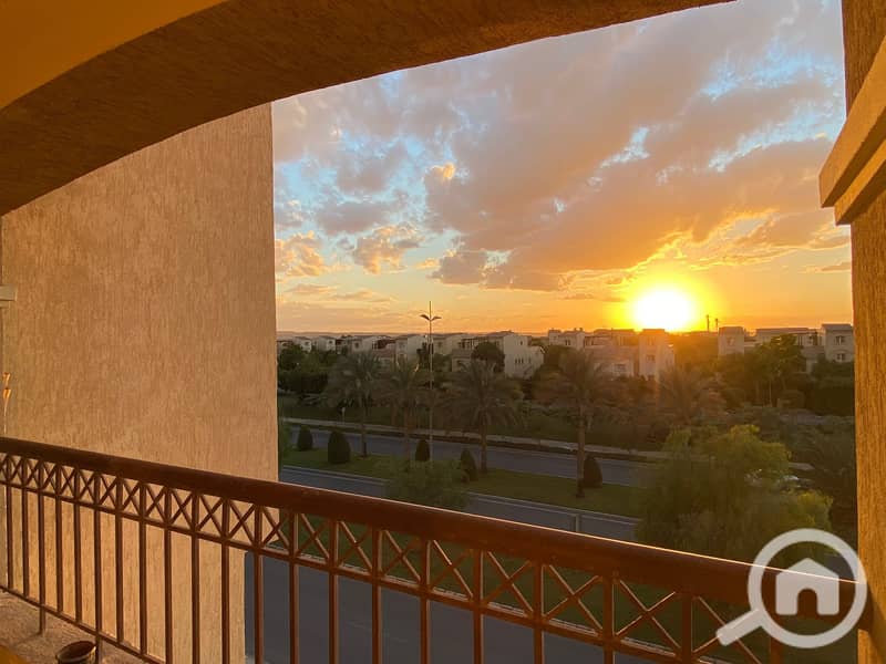 2 72c18b04-998d-48e5-ba3b-01d405fa274d. jpg