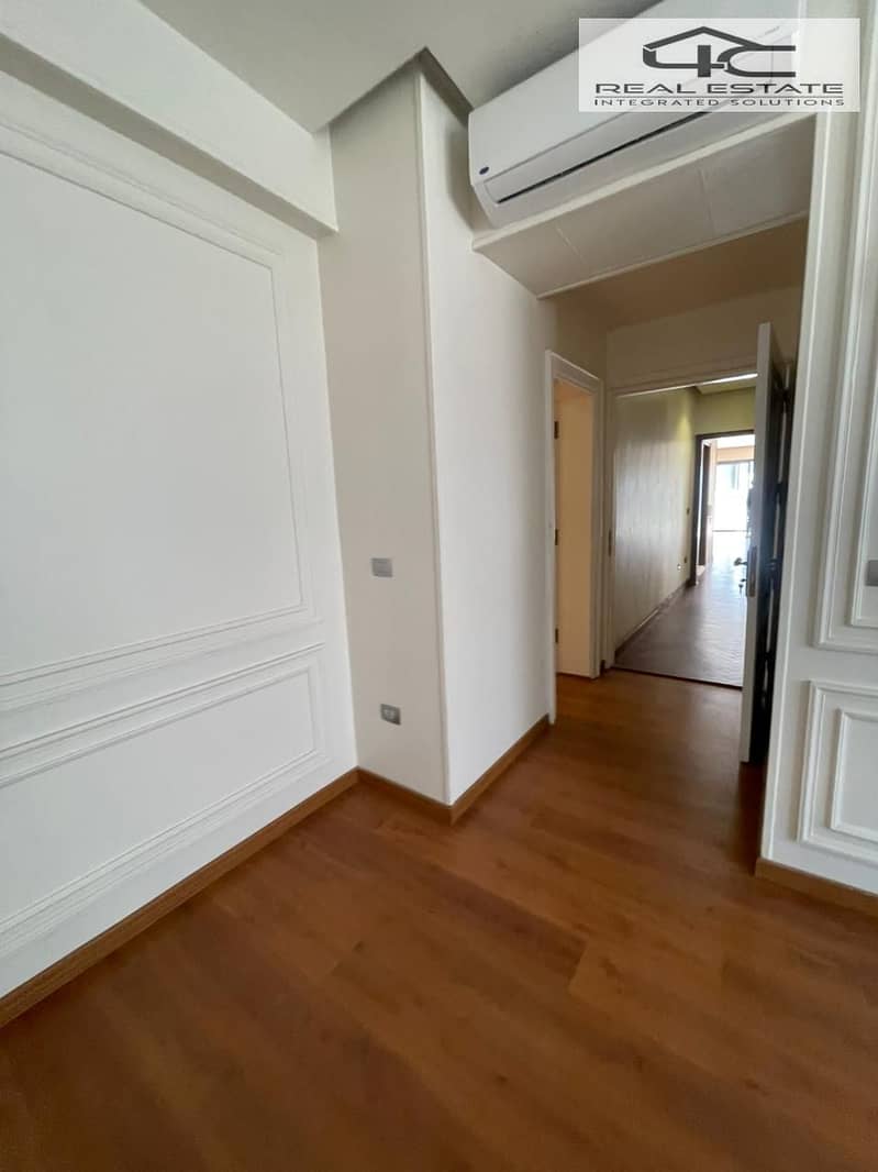 5 WhatsApp Image 2025-12-21 at 4.22. 33 AM (1). jpeg