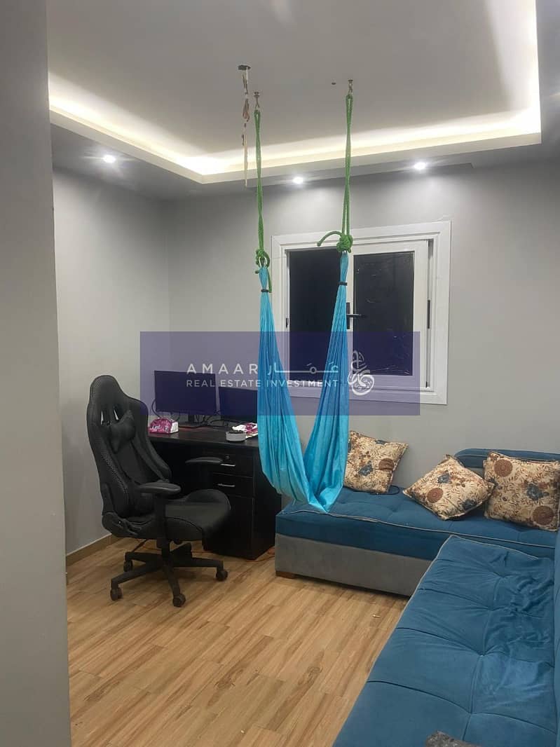 4 photo_5915810391156001676_y. jpg