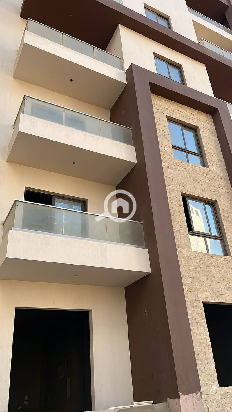 9 WhatsApp Image 2025-12-07 at 1.49. 35 PM (3). jpeg