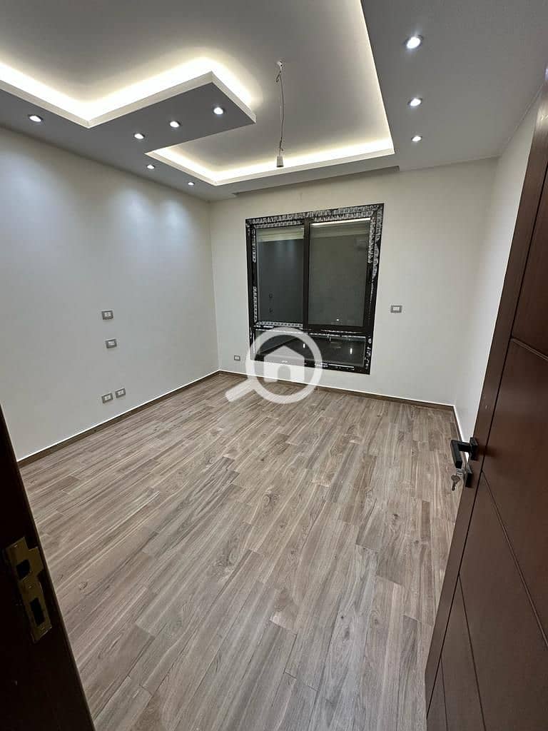 9 WhatsApp Image 2025-09-16 at 4.37. 46 PM. jpeg