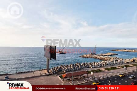 شقة 3 غرف نوم للايجار في لوران، الإسكندرية - 1. jpg