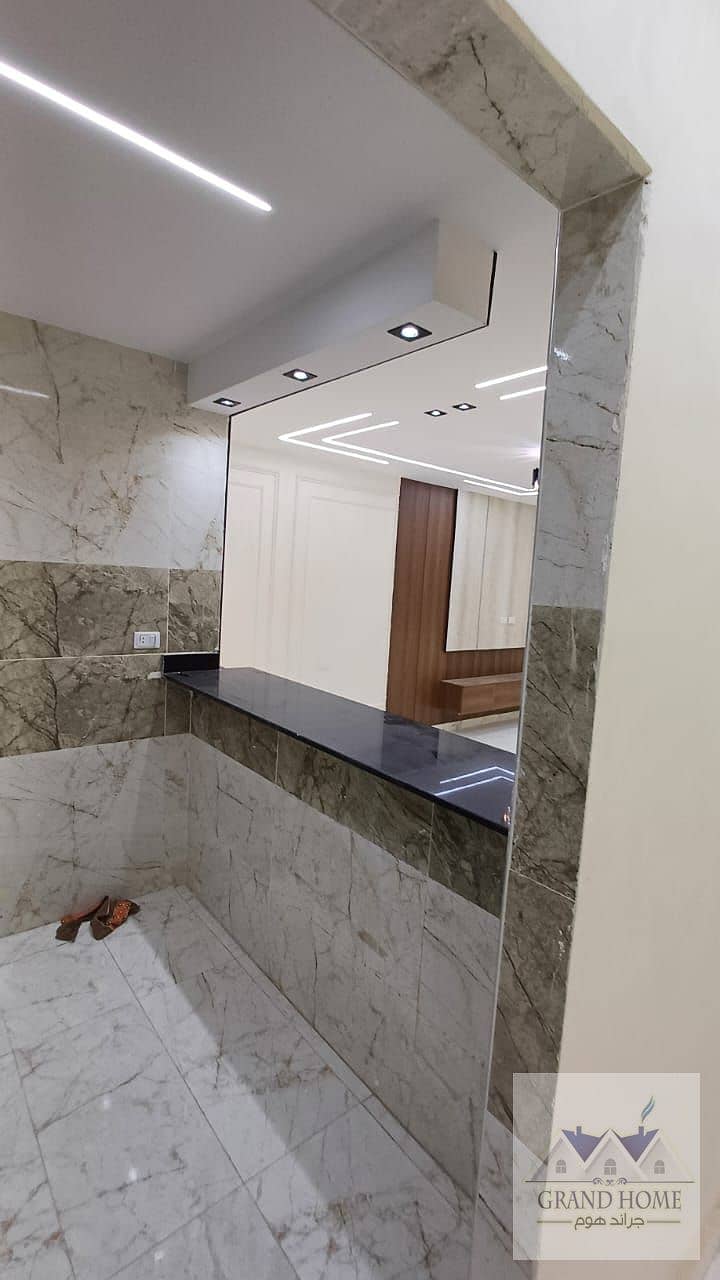 6 693836eb-77b8-41b3-84c6-2436bac8da36. jpg